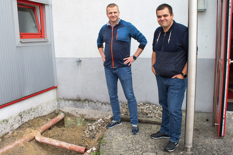 Die stolzen Bauherren Thomas und Ing. Peter Pürstinger