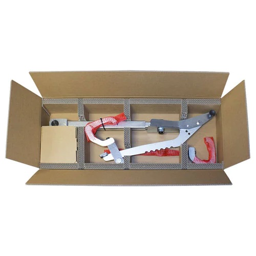 Verpackung mit Werkzeug Verpackung mit Werkzeug